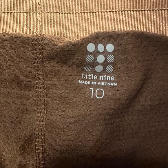 Title nine Clamber skort NWT size 10 - Picture 4 of 7